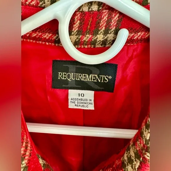 Requirements - Vintage Adorable Red Plaid Shacket - Brand new condition! - Picture 2 of 6